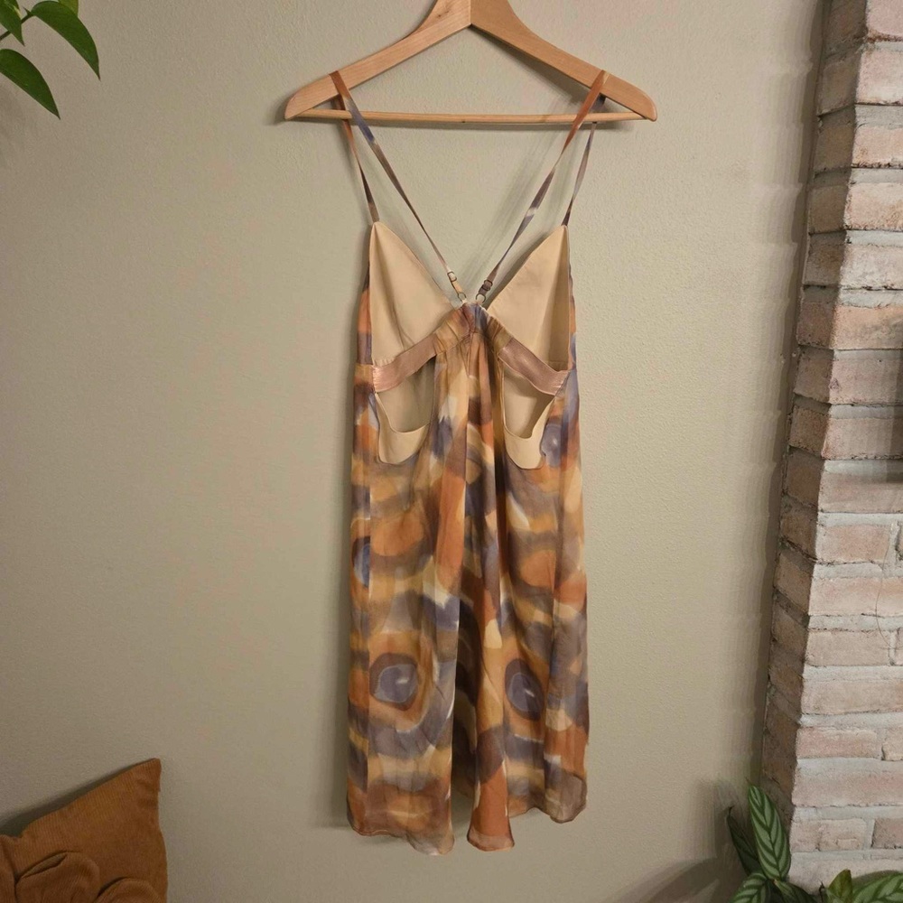 Alice + Olivia Multicolor Abstract Print Slip Dress (Beige, Taupe, Lavender) - Picture 2 of 5